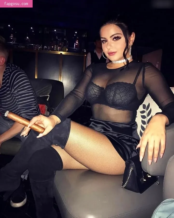 Ariel Winter