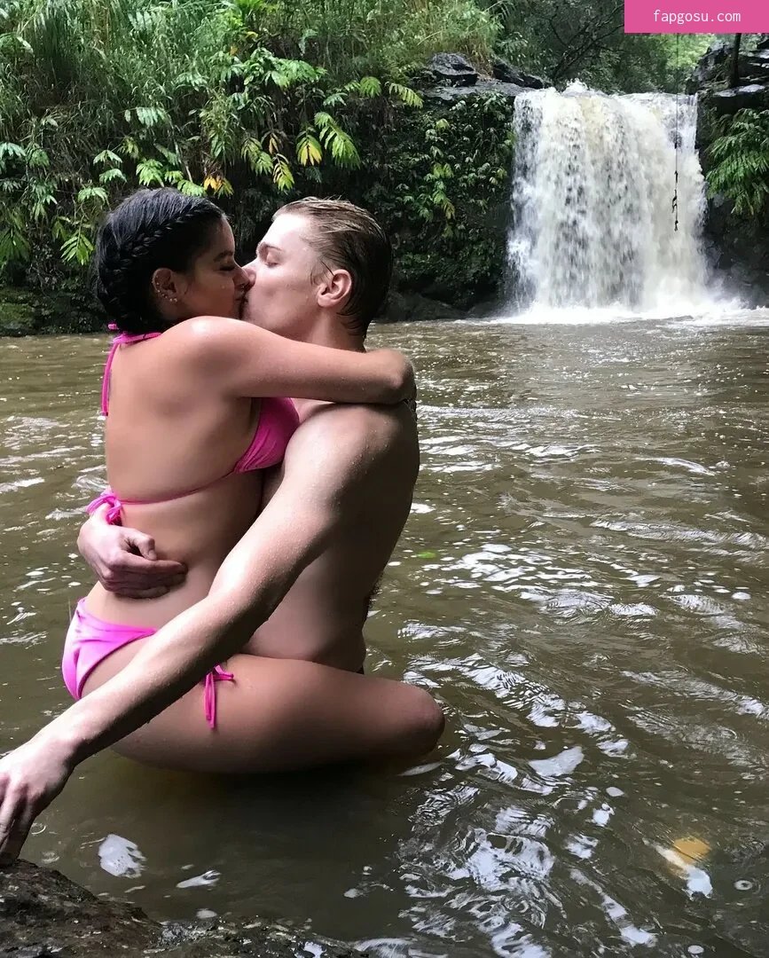 Ariel Winter