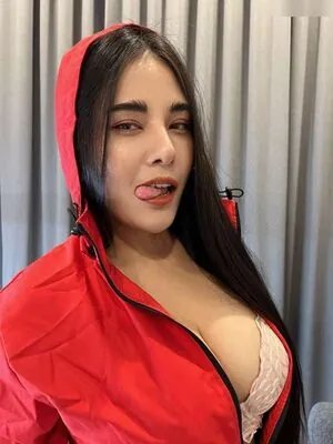 ASMR Wan content