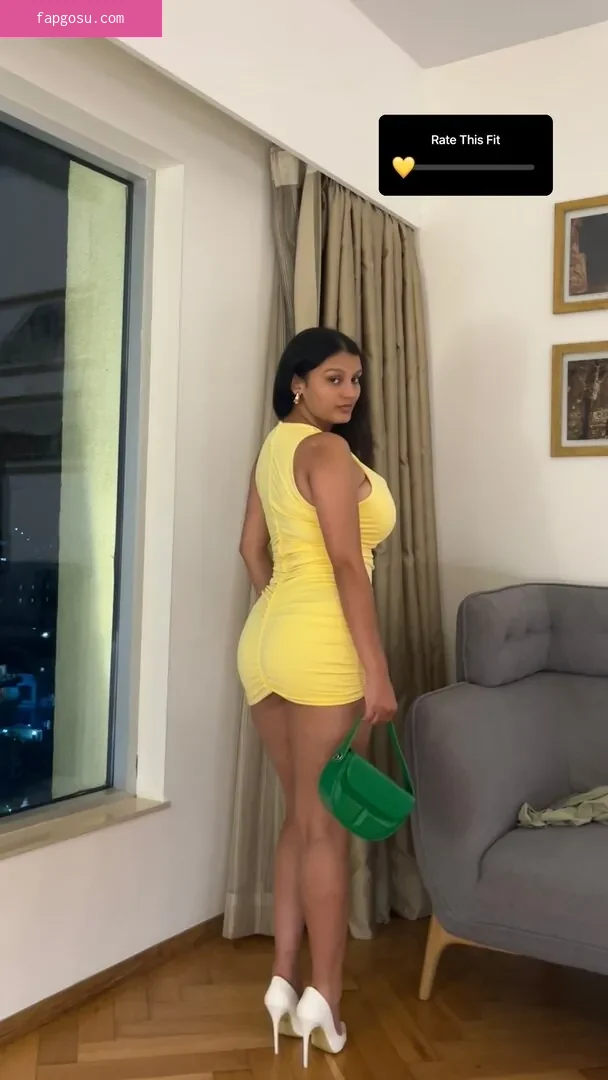_ayushaaaa__