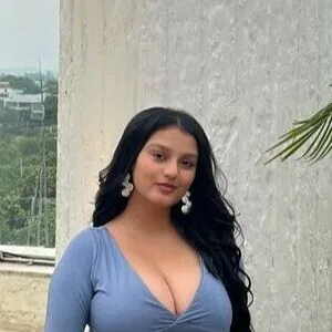 _ayushaaaa__