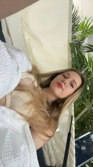 Blondyriss