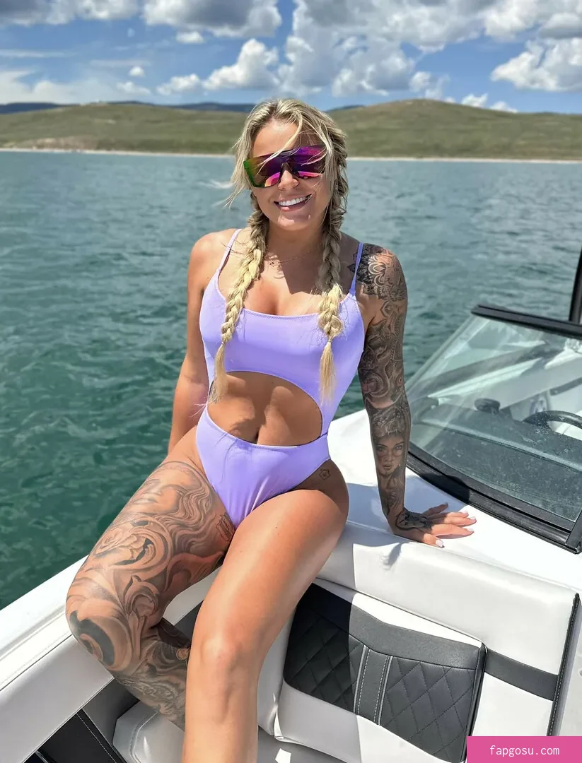 BrazyBecca