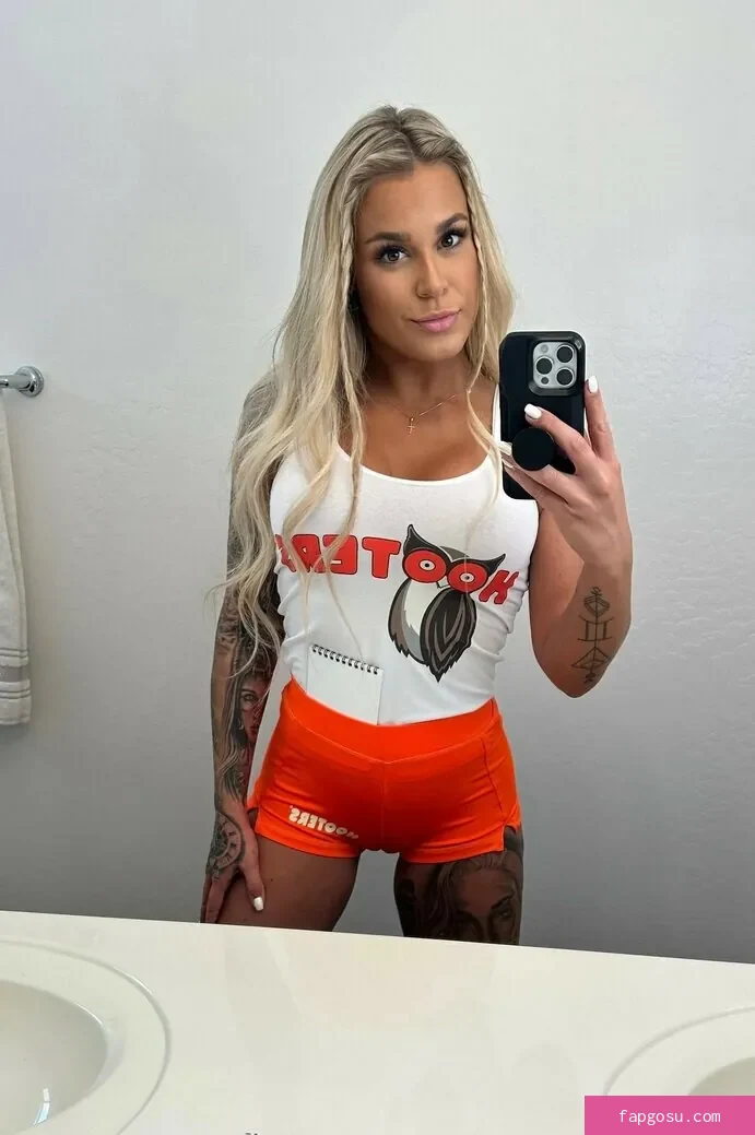 BrazyBecca