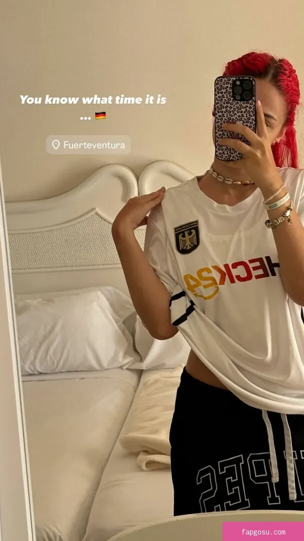 badmomzjay