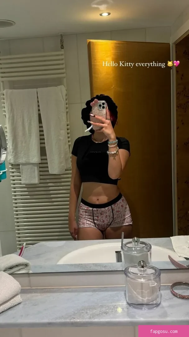 badmomzjay