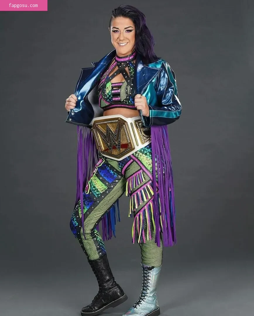 Bayley - Photo #1055
