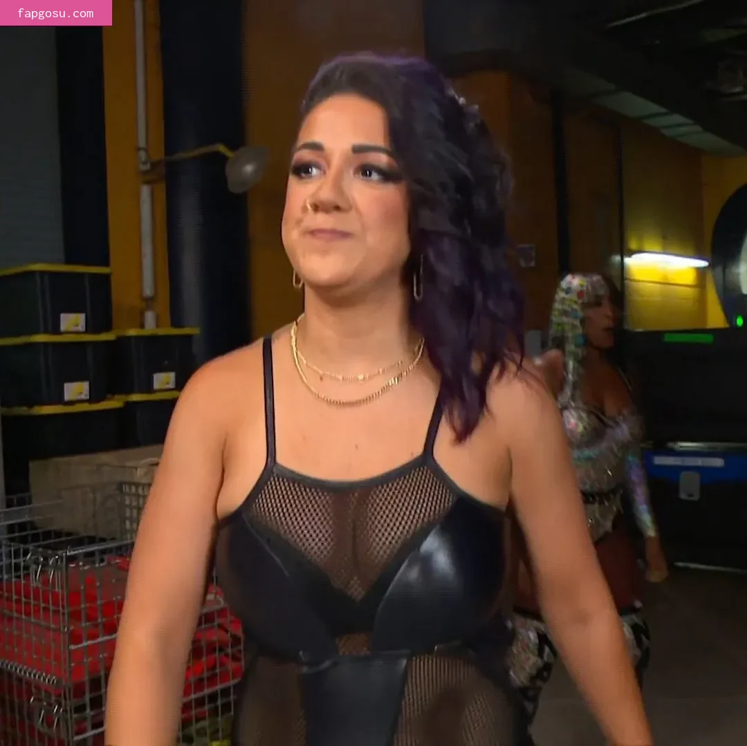 Bayley - Photo #1075