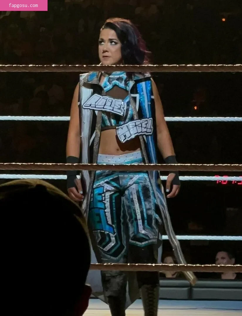 Bayley - Photo #1084