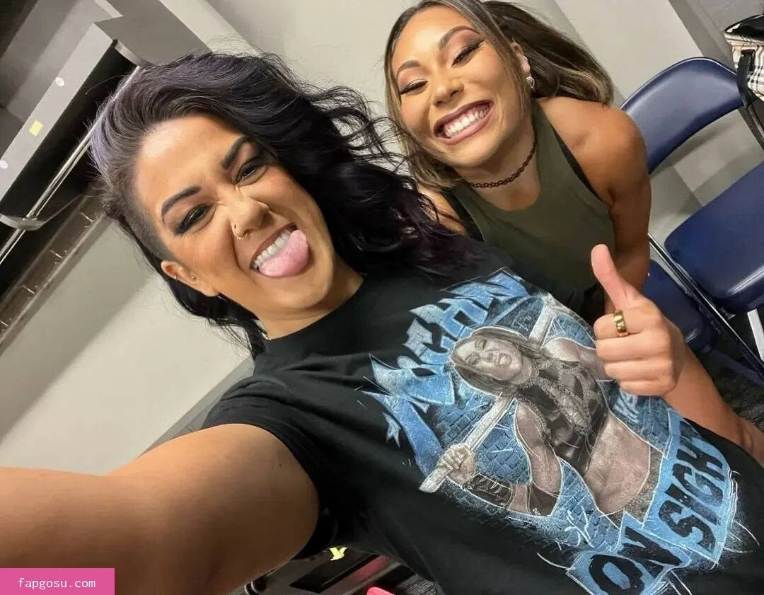 Bayley - Photo #1085