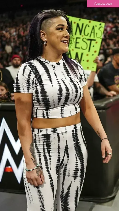 Bayley - Photo #1186