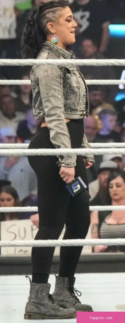 Bayley - Photo #1189