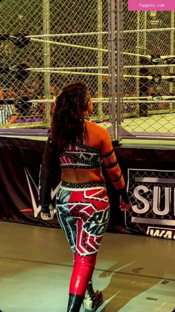 Bayley - Photo #1199