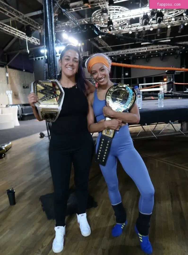Bayley - Photo #1202