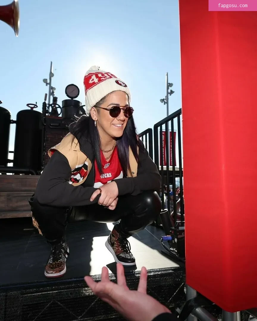 Bayley - Photo #1214