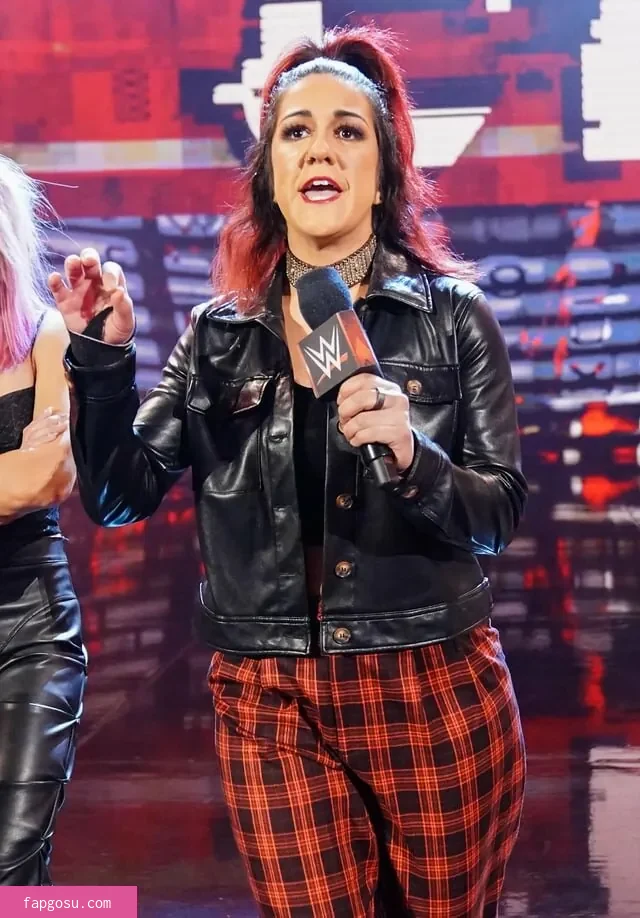 Bayley - Photo #310