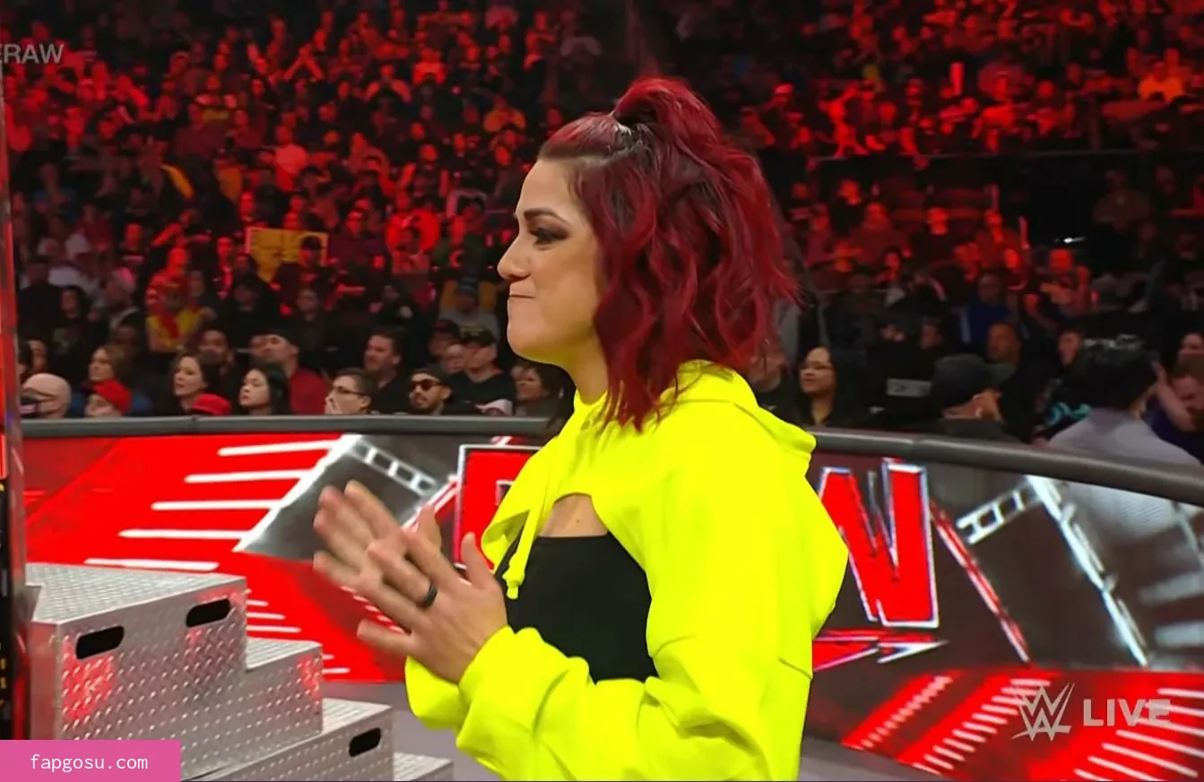 Bayley - Photo #378