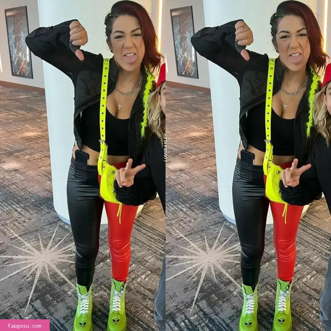 Bayley - Photo #392