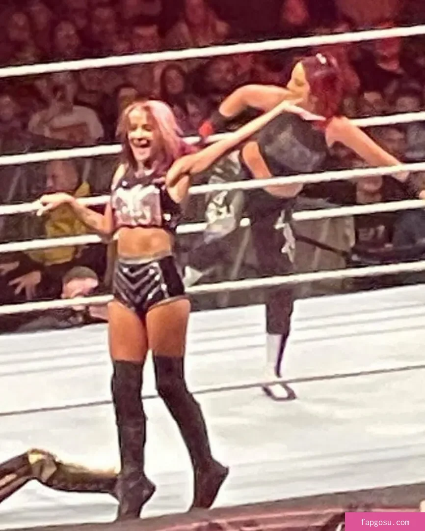 Bayley - Photo #426
