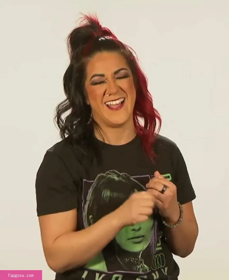 Bayley - Photo #620