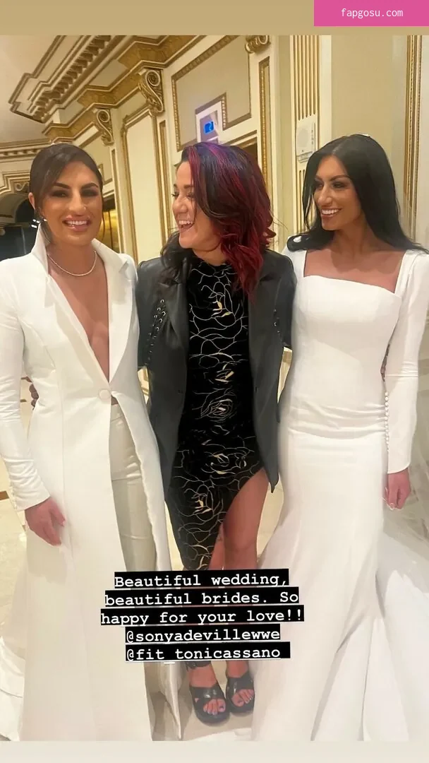 Bayley - Photo #673
