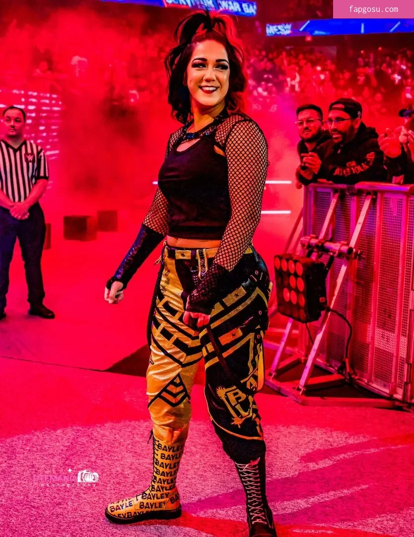 Bayley - Photo #680