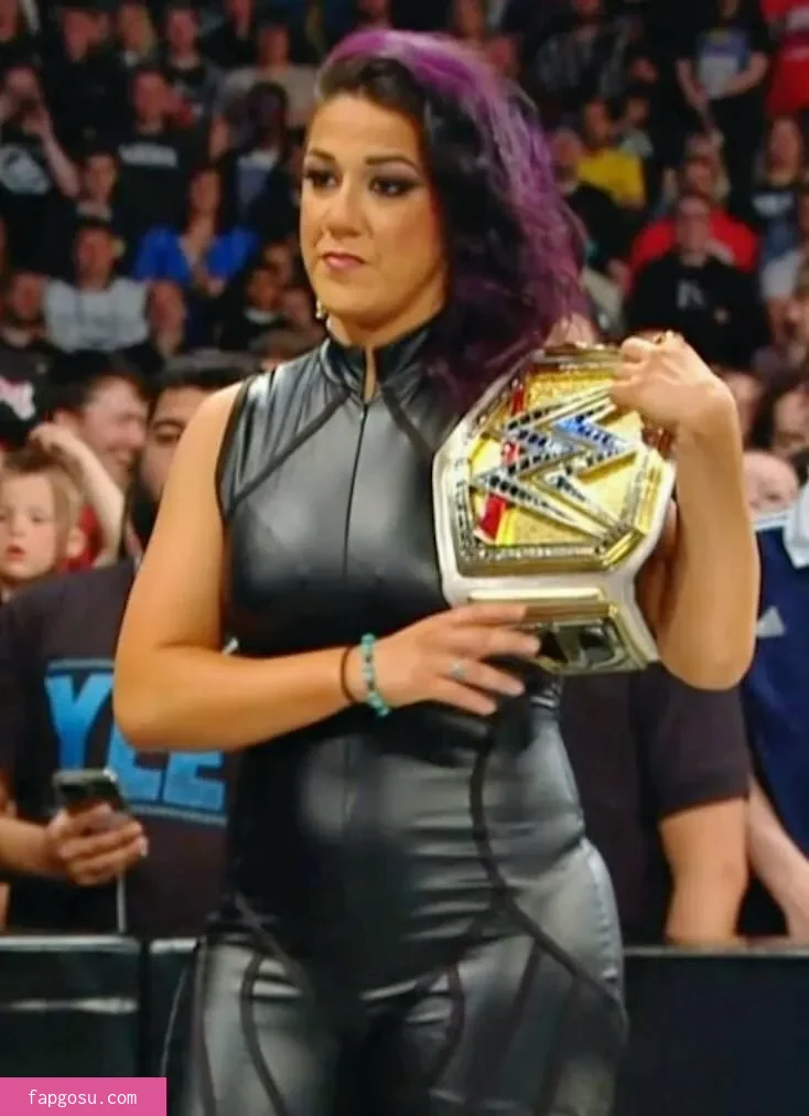 Bayley - Photo #766