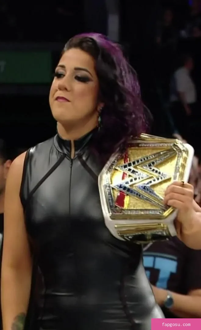 Bayley - Photo #770