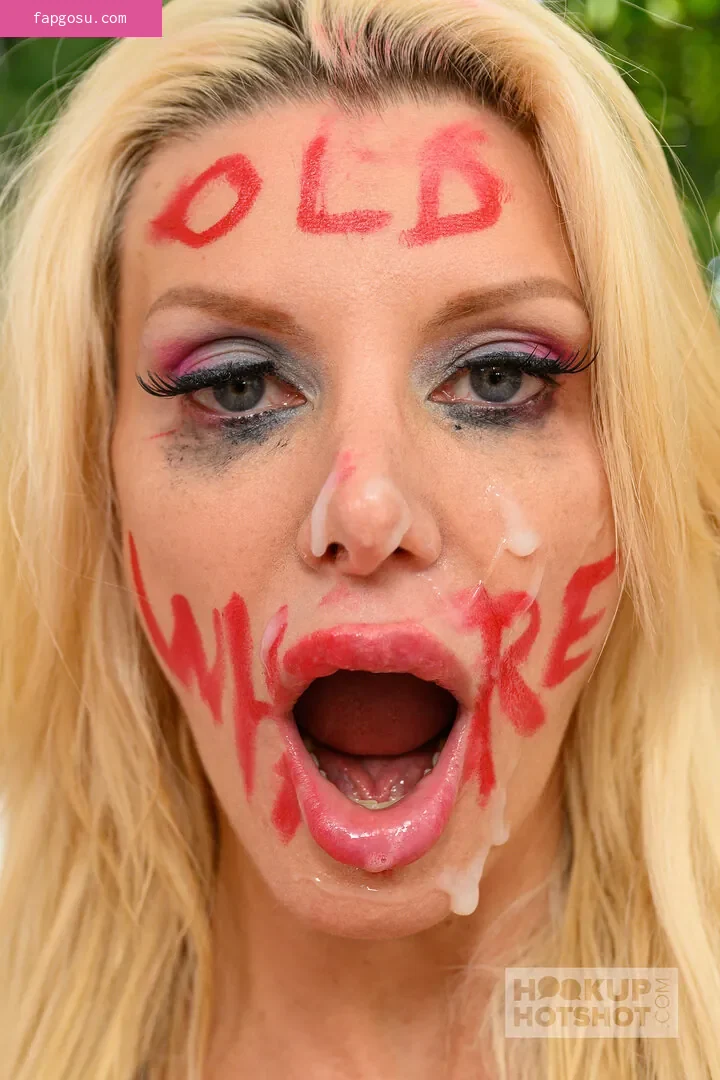 brittany_andrews - Photo #127