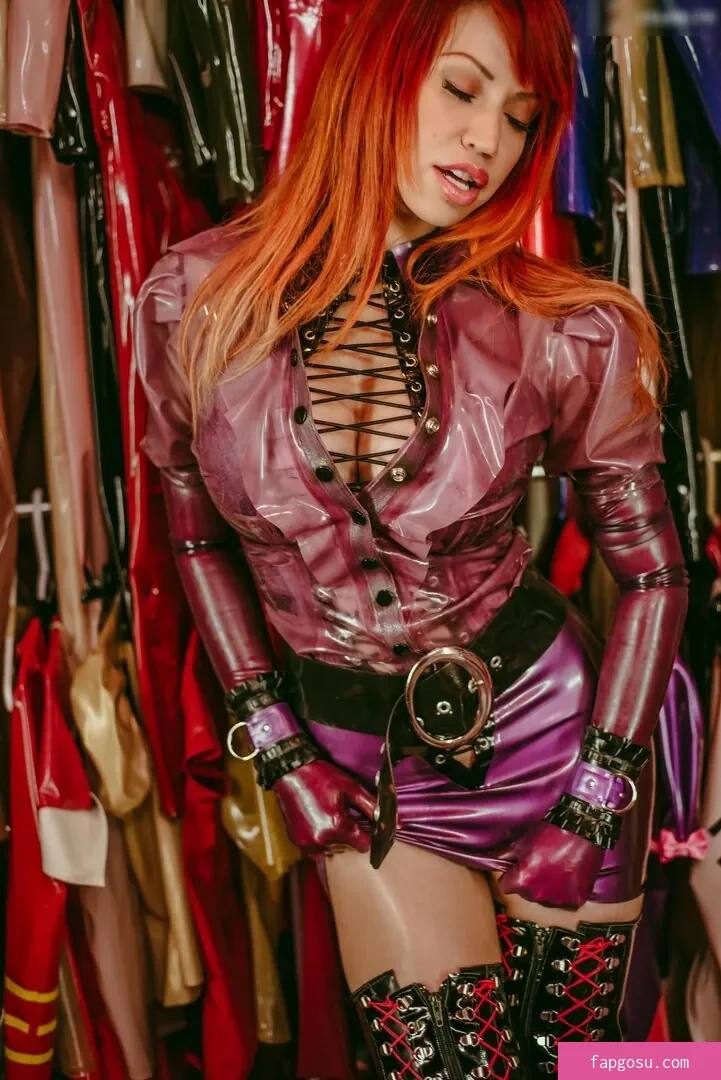 Bianca Beauchamp - Photo #2745
