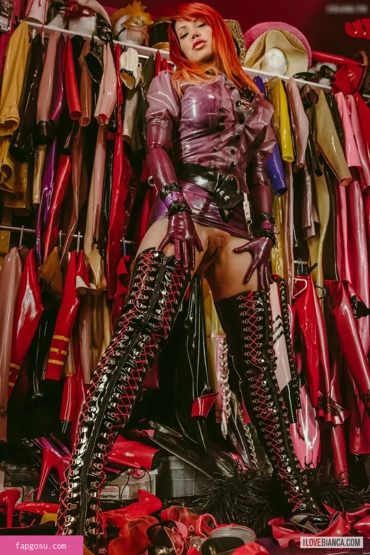 Bianca Beauchamp - Photo #2760