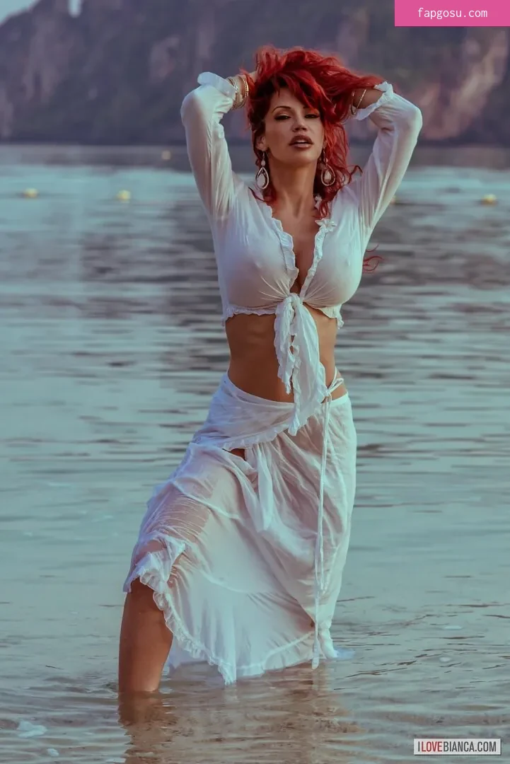 Bianca Beauchamp - Photo #2926