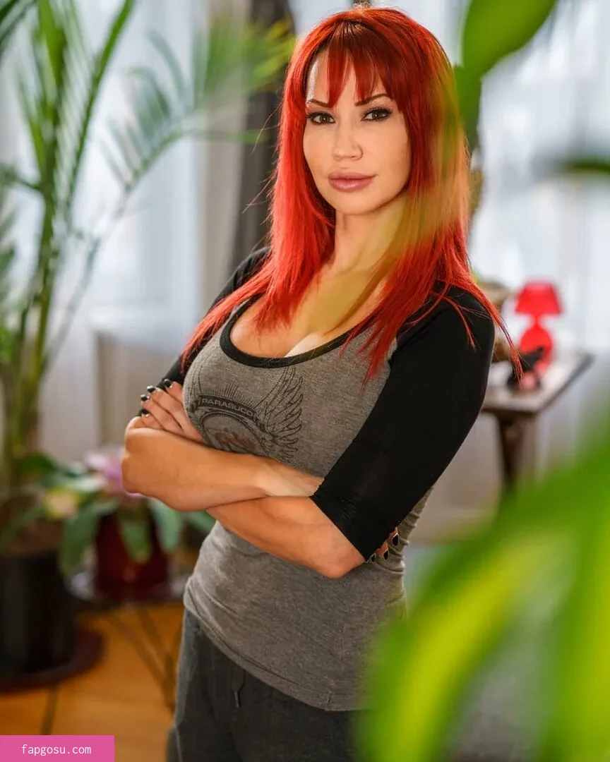 Bianca Beauchamp - Photo #508