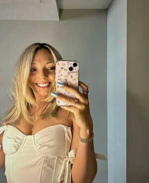 Bree Delio content