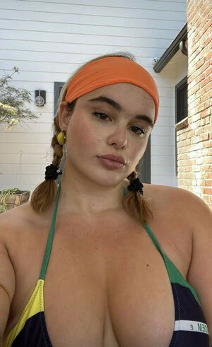 Barbie Ferreira content