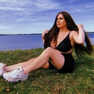 Beth G content