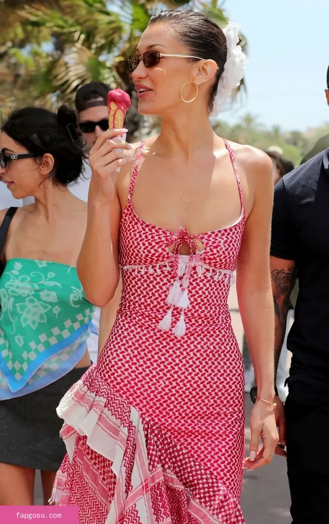 Bella Hadid