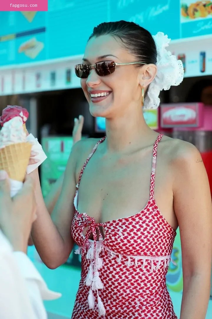 Bella Hadid