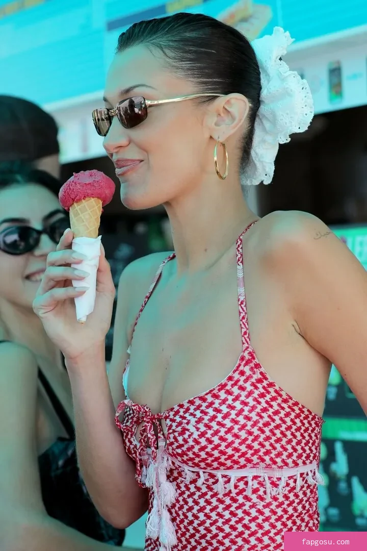 Bella Hadid