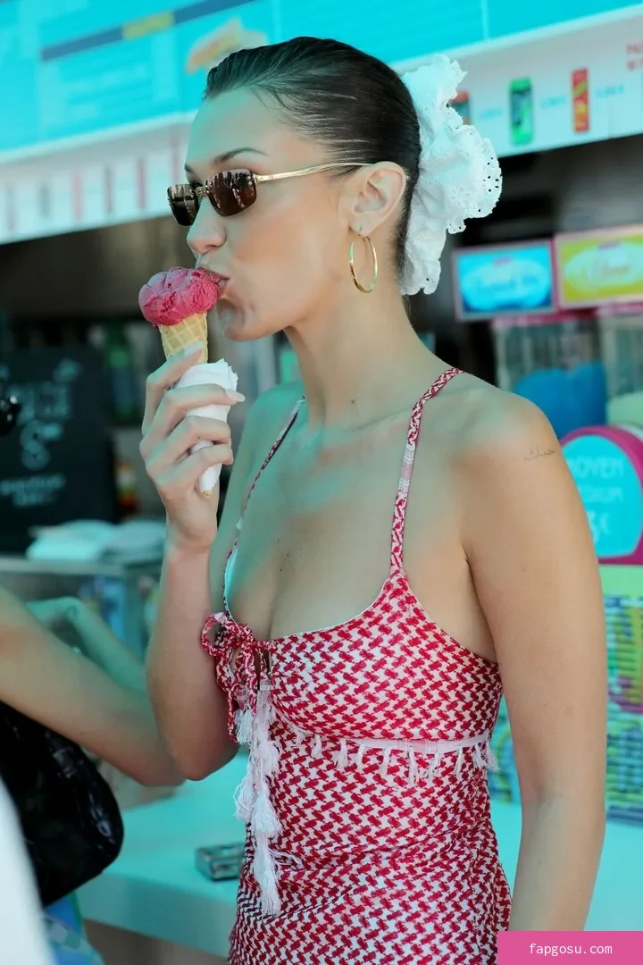 Bella Hadid