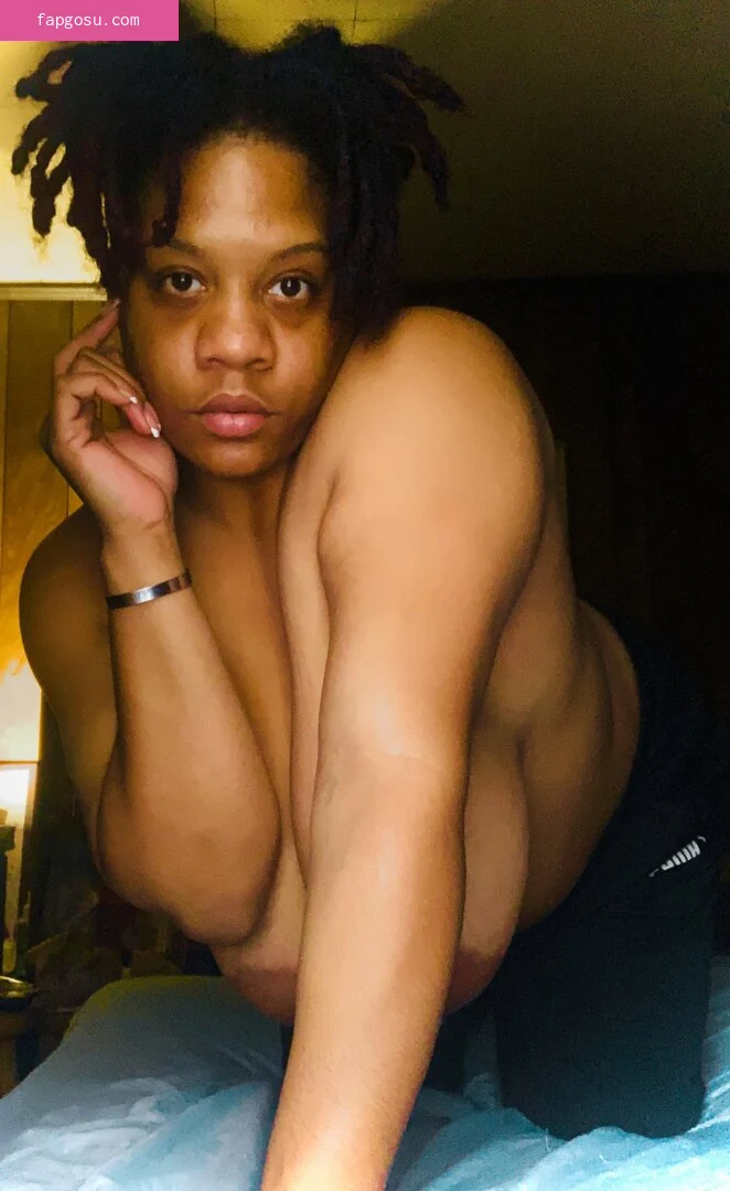 Bigboobiebirdy