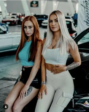 Bimmerblondiee content