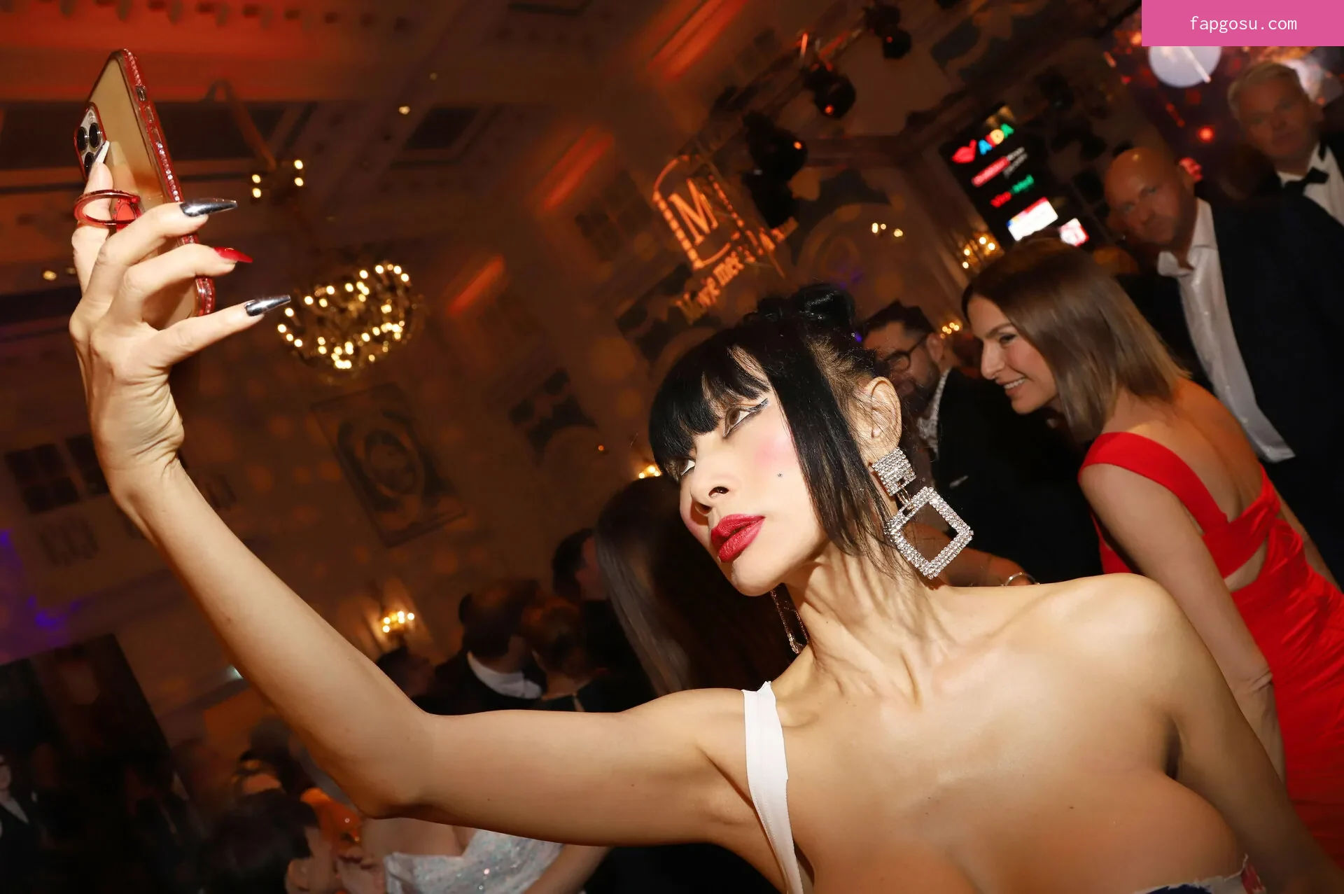 Bai Ling
