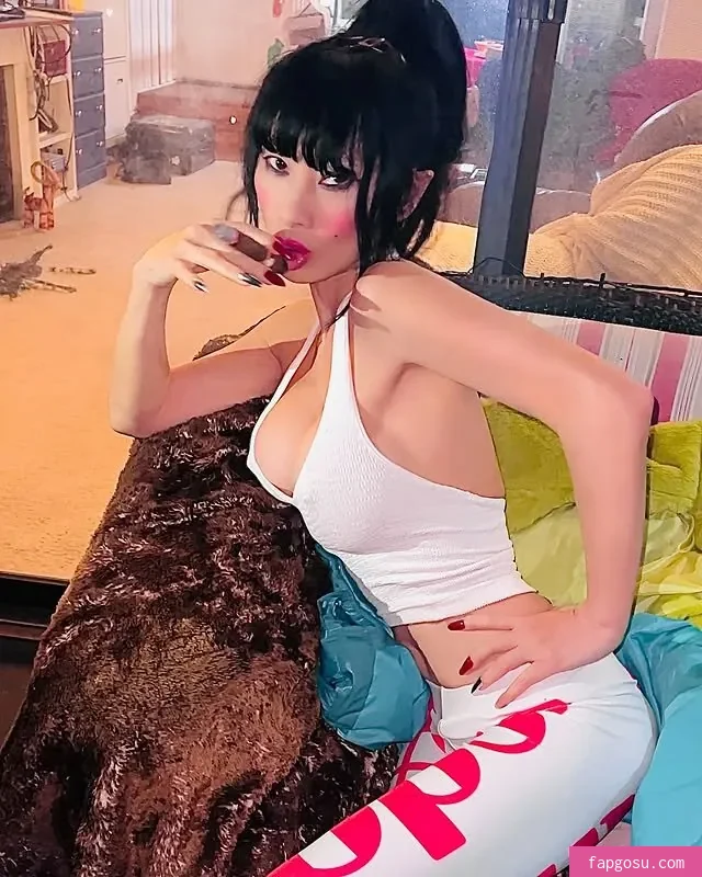 Bai Ling
