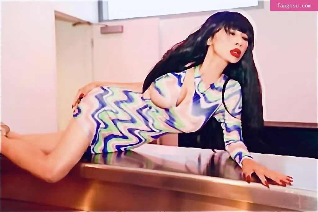 Bai Ling