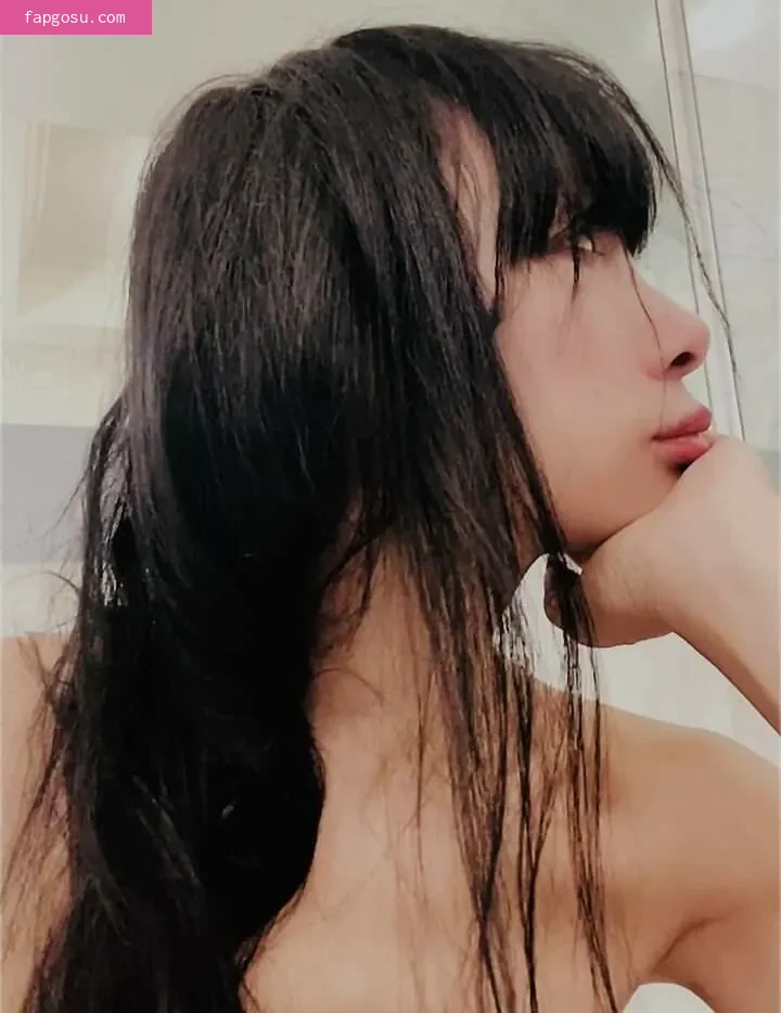 Bai Ling