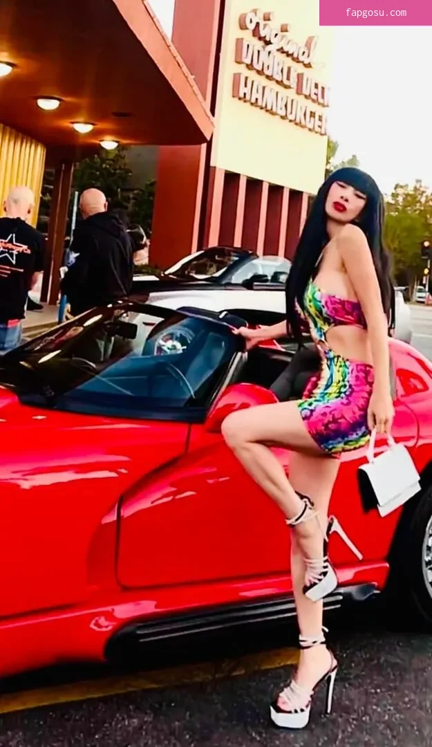 Bai Ling