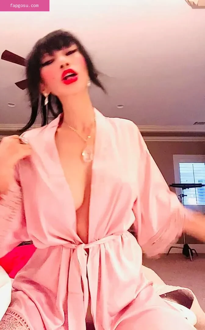 Bai Ling