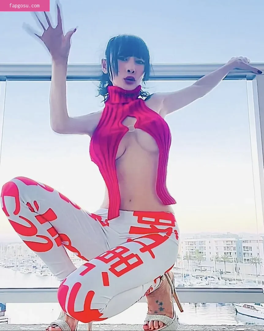 Bai Ling