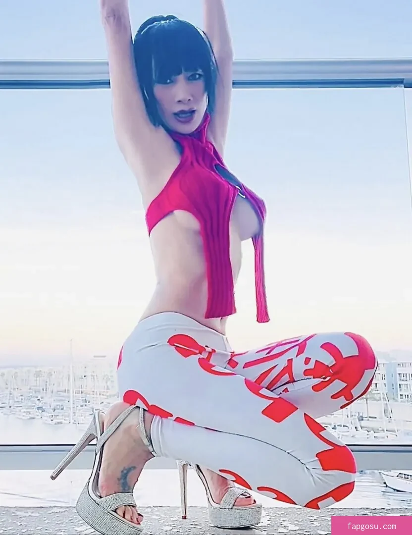 Bai Ling